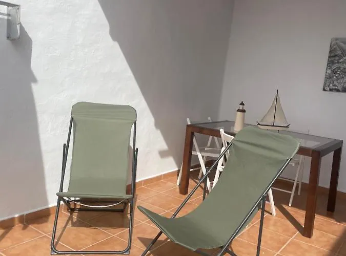 Con Amplia Terraza En La Playa Daire Puerto del Carmen (Lanzarote)