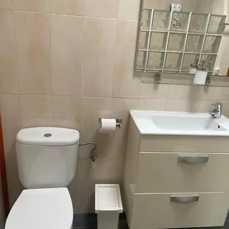 Apartamento Con Amplia Terraza En La Playa Puerto del Carmen (Lanzarote)