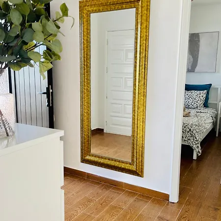 Apartamento Con Amplia Terraza En La Playa Puerto del Carmen (Lanzarote)